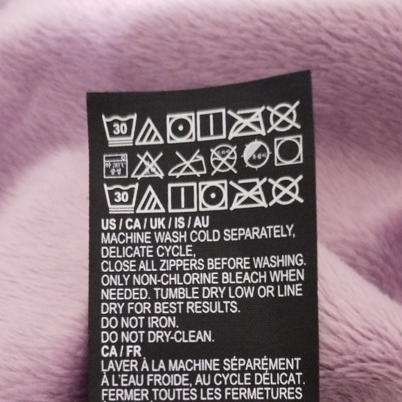 2 Jacket Bundle Size M - Picture 9 of 16